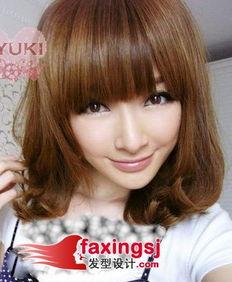 亚麻灰棕色头发图片,亚麻灰棕色头发的时尚演绎与魅力展现